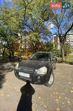Позашляховик / Кросовер Hyundai Tucson 2007 в Києві