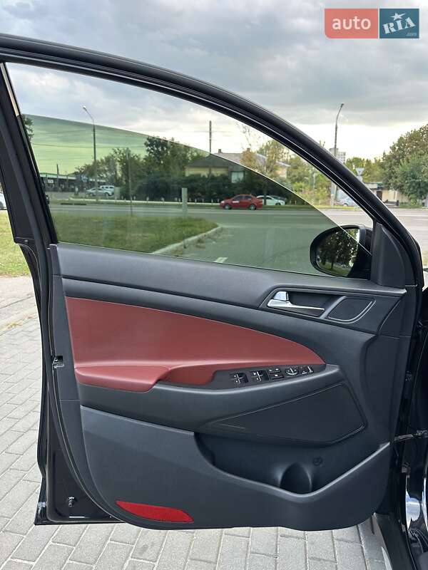 Позашляховик / Кросовер Hyundai Tucson 2017 в Харкові фото 20 Позашляховик / Кросовер Hyundai Tucson 2017 в Харкові