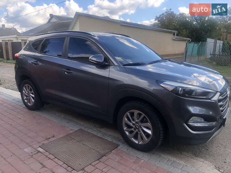 Внедорожник / Кроссовер Hyundai Tucson 2016 в Одессе