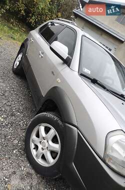 Позашляховик / Кросовер Hyundai Tucson 2005 в 