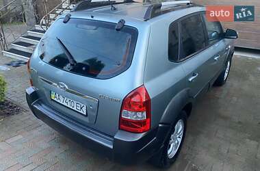 Внедорожник / Кроссовер Hyundai Tucson 2007 в 