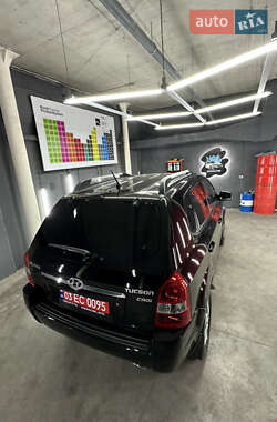 Внедорожник / Кроссовер Hyundai Tucson 2008 в 