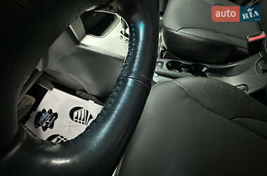 Внедорожник / Кроссовер Hyundai Tucson 2008 в 