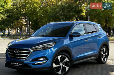 Внедорожник / Кроссовер Hyundai Tucson 2017 в 