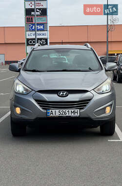 Внедорожник / Кроссовер Hyundai Tucson 2014 в 