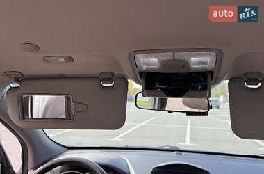 Внедорожник / Кроссовер Hyundai Tucson 2014 в 
