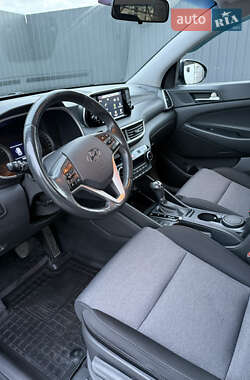 Внедорожник / Кроссовер Hyundai Tucson 2019 в 