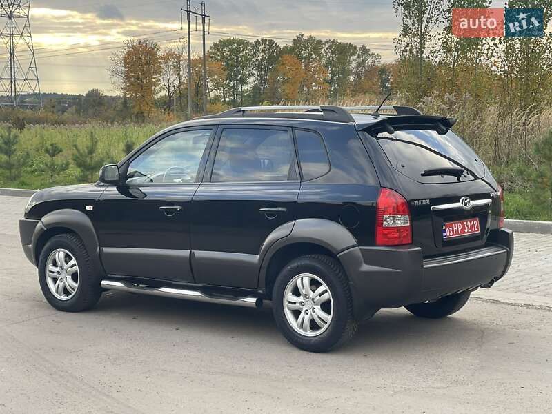 Внедорожник / Кроссовер Hyundai Tucson 2006 в Ровно