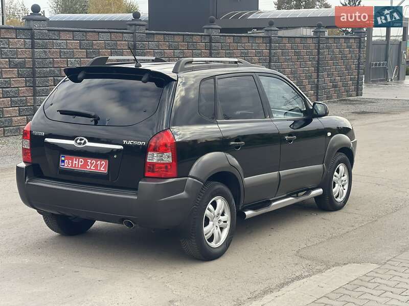 Внедорожник / Кроссовер Hyundai Tucson 2006 в Ровно