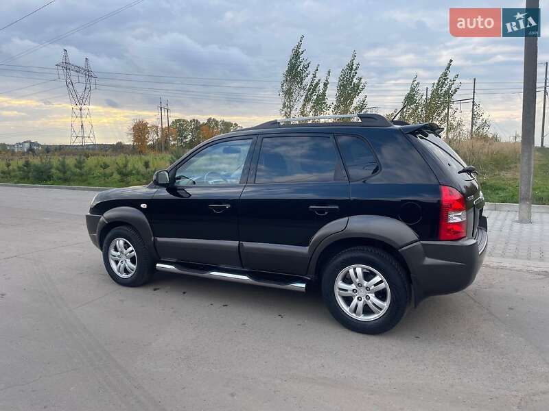Внедорожник / Кроссовер Hyundai Tucson 2006 в Ровно