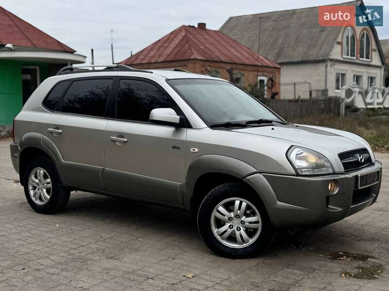 Внедорожник / Кроссовер Hyundai Tucson 2007 в 
