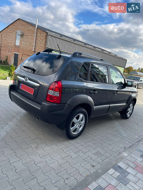 Внедорожник / Кроссовер Hyundai Tucson 2008 в Луцке фото 10 Внедорожник / Кроссовер Hyundai Tucson 2008 в Луцке