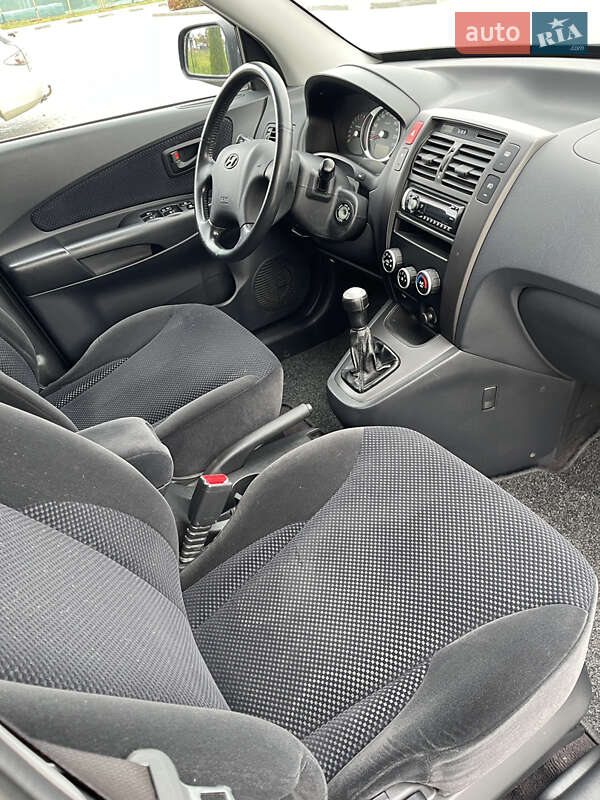 Внедорожник / Кроссовер Hyundai Tucson 2008 в Луцке фото 14 Внедорожник / Кроссовер Hyundai Tucson 2008 в Луцке