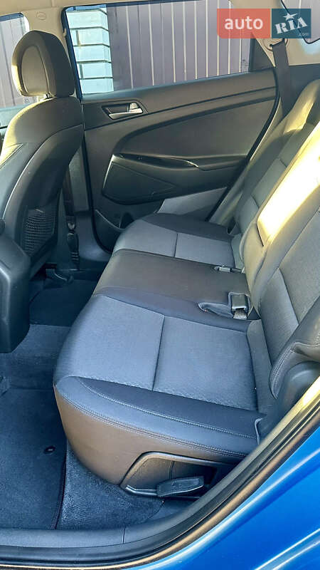 Позашляховик / Кросовер Hyundai Tucson 2017 в Києві