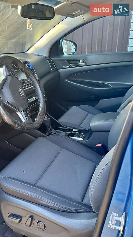 Позашляховик / Кросовер Hyundai Tucson 2017 в Києві