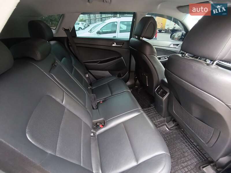 Внедорожник / Кроссовер Hyundai Tucson 2017 в Чернигове