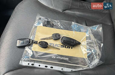 Внедорожник / Кроссовер Hyundai Tucson 2008 в 
