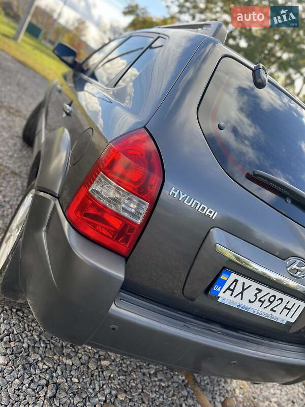 Внедорожник / Кроссовер Hyundai Tucson 2008 в Харькове фото 18 Внедорожник / Кроссовер Hyundai Tucson 2008 в Харькове