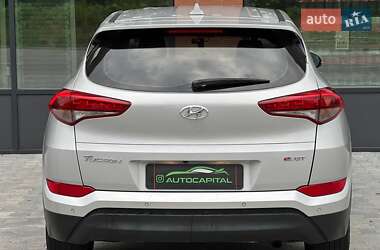 Внедорожник / Кроссовер Hyundai Tucson 2016 в 