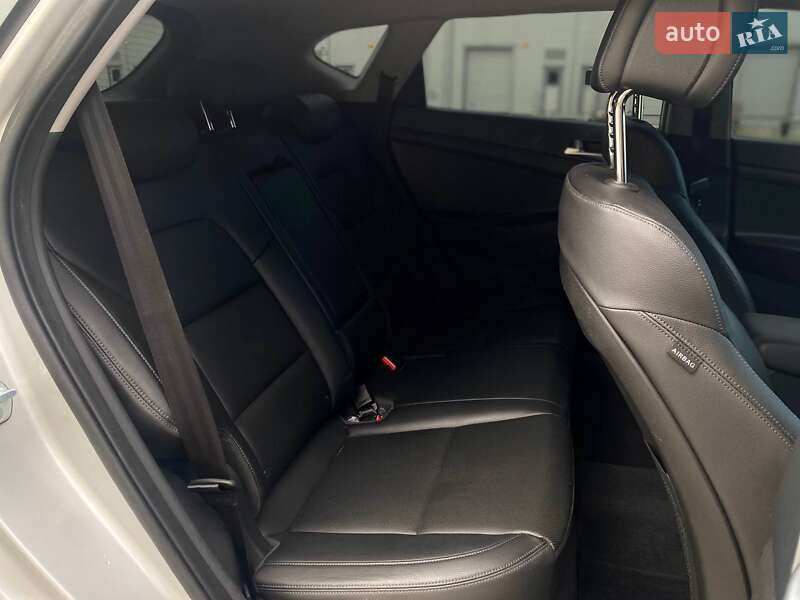 Внедорожник / Кроссовер Hyundai Tucson 2016 в Киеве фото 18 Внедорожник / Кроссовер Hyundai Tucson 2016 в Киеве