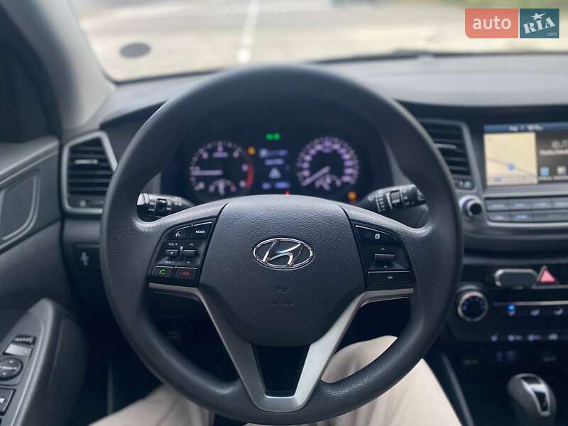Внедорожник / Кроссовер Hyundai Tucson 2016 в Киеве фото 25 Внедорожник / Кроссовер Hyundai Tucson 2016 в Киеве