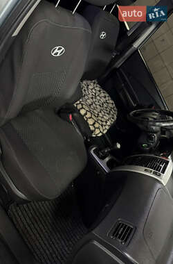 Позашляховик / Кросовер Hyundai Tucson 2007 в  фото 10 Позашляховик / Кросовер Hyundai Tucson 2007 в