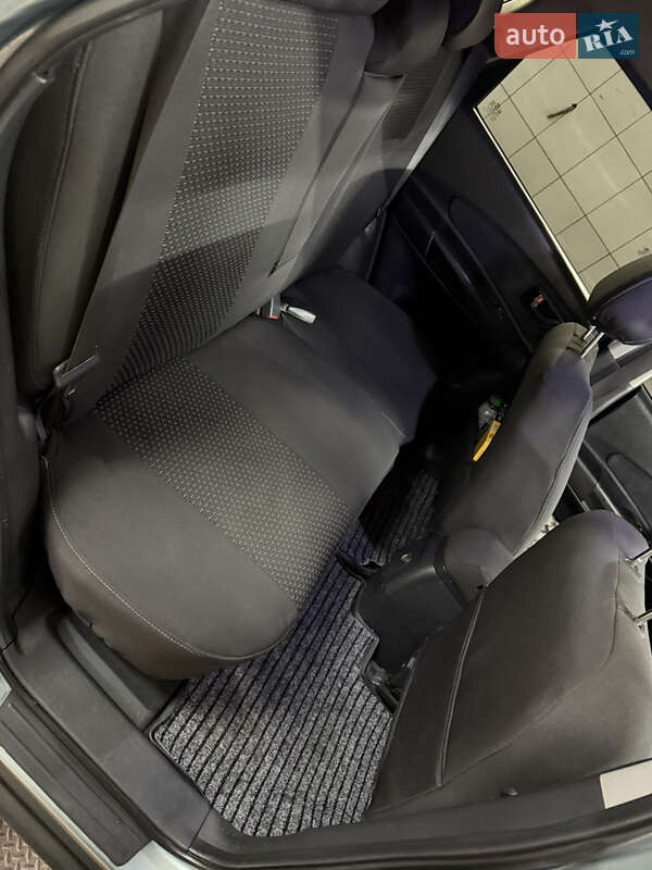 Внедорожник / Кроссовер Hyundai Tucson 2007 в Харькове фото 11 Внедорожник / Кроссовер Hyundai Tucson 2007 в Харькове