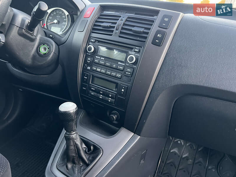 Позашляховик / Кросовер Hyundai Tucson 2008 в Дунаївцях фото 41 Позашляховик / Кросовер Hyundai Tucson 2008 в Дунаївцях