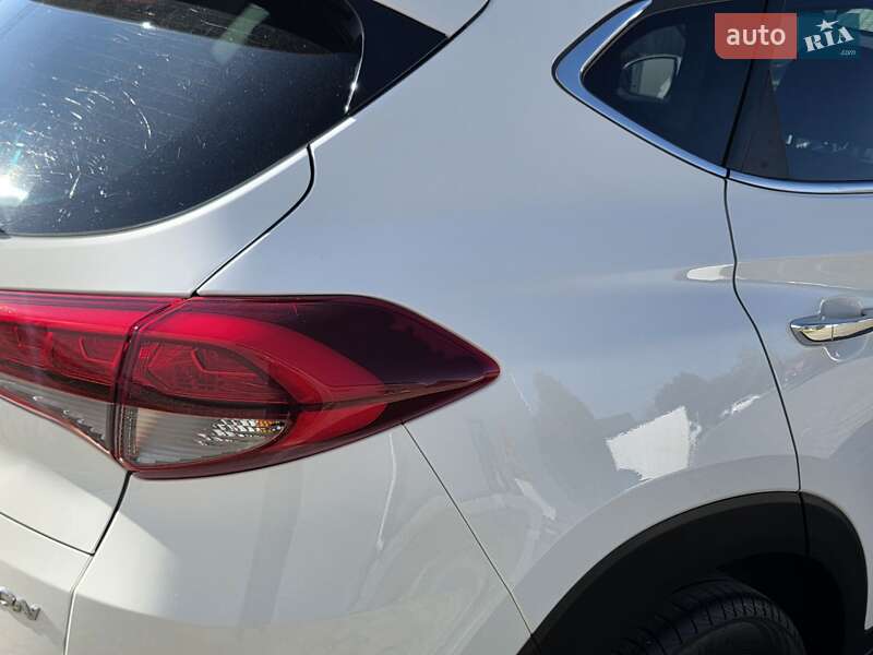 Внедорожник / Кроссовер Hyundai Tucson 2016 в Ивано-Франковске