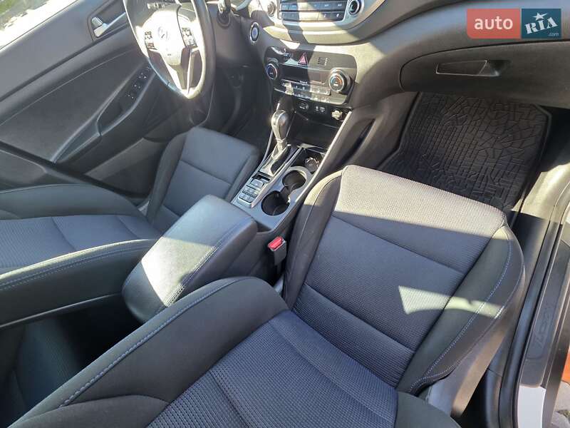 Внедорожник / Кроссовер Hyundai Tucson 2016 в Ивано-Франковске