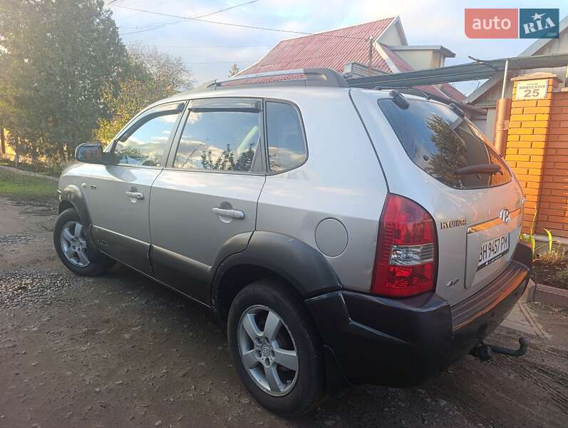 Позашляховик / Кросовер Hyundai Tucson 2004 в Роздільній фото 3 Позашляховик / Кросовер Hyundai Tucson 2004 в Роздільній