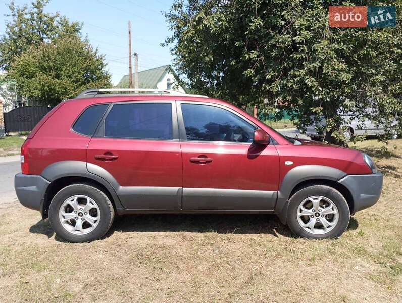 Позашляховик / Кросовер Hyundai Tucson 2008 в Києві фото 8 Позашляховик / Кросовер Hyundai Tucson 2008 в Києві