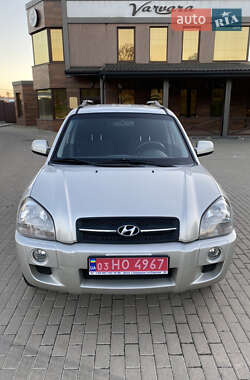 Внедорожник / Кроссовер Hyundai Tucson 2008 в 