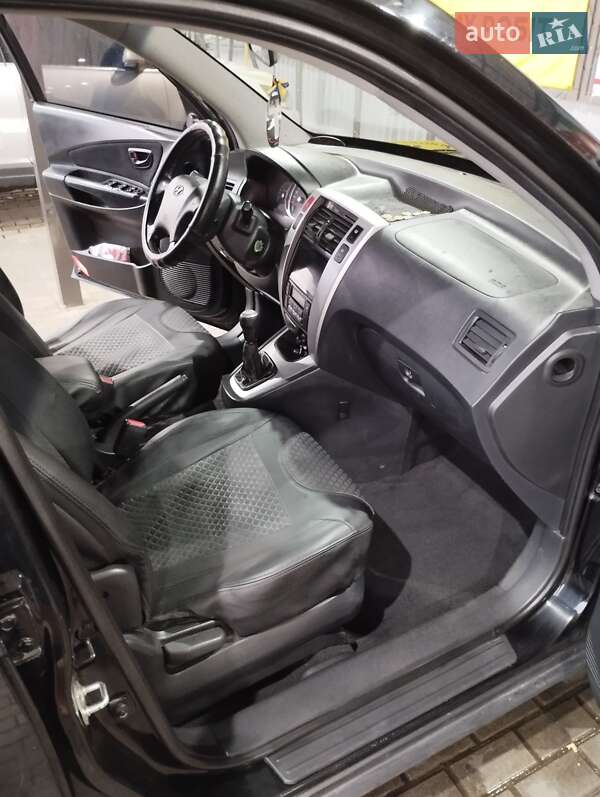 Внедорожник / Кроссовер Hyundai Tucson 2008 в Александрие