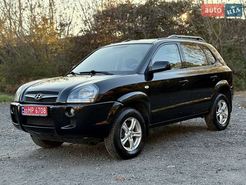 Позашляховик / Кросовер Hyundai Tucson 2009 в Гнівані