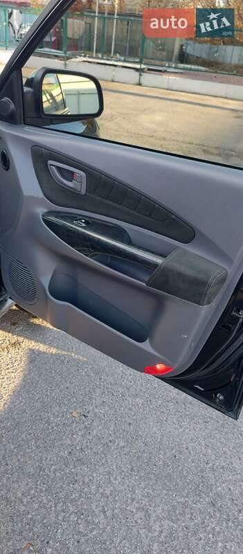 Внедорожник / Кроссовер Hyundai Tucson 2005 в Харькове фото 40 Внедорожник / Кроссовер Hyundai Tucson 2005 в Харькове