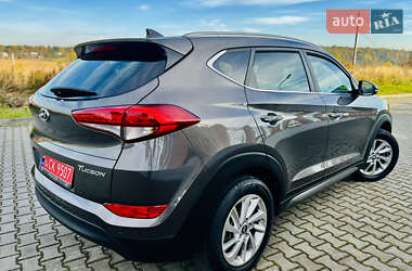 Внедорожник / Кроссовер Hyundai Tucson 2017 в 