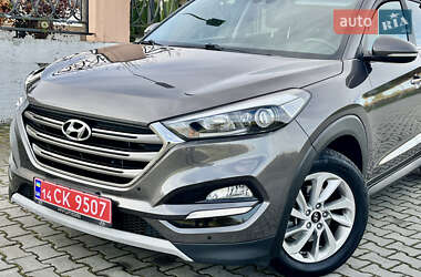 Внедорожник / Кроссовер Hyundai Tucson 2017 в 
