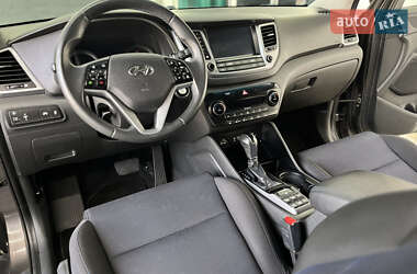 Внедорожник / Кроссовер Hyundai Tucson 2017 в 