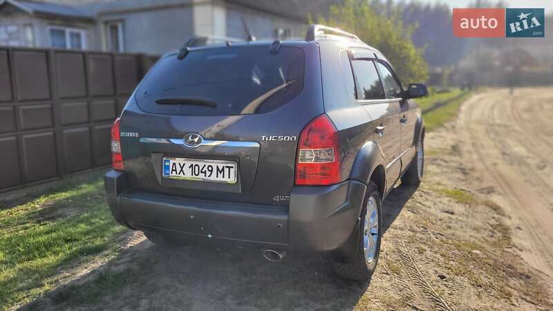 Внедорожник / Кроссовер Hyundai Tucson 2008 в Мерефа фото 6 Внедорожник / Кроссовер Hyundai Tucson 2008 в Мерефа