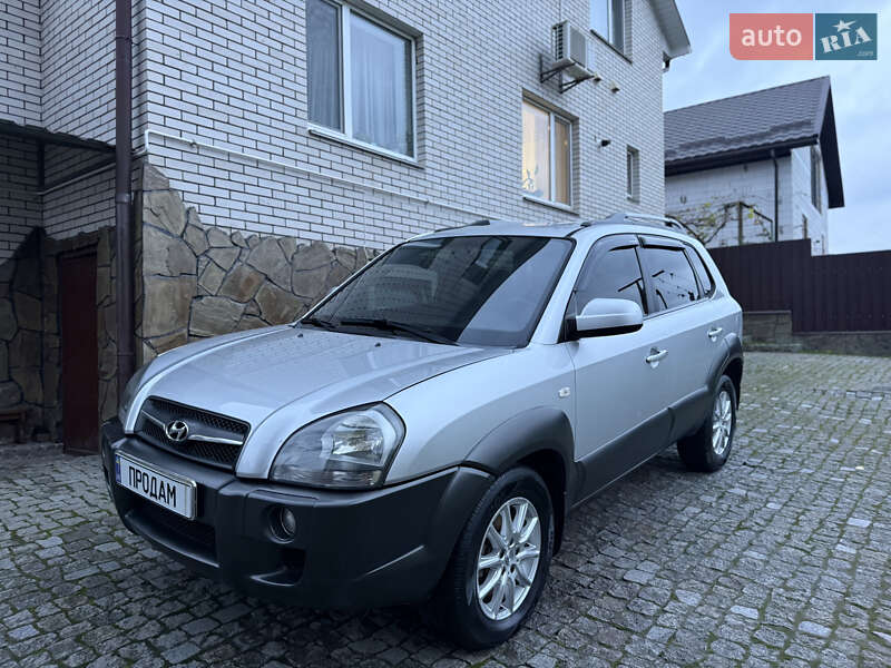 Позашляховик / Кросовер Hyundai Tucson 2010 в Вінниці фото 4 Позашляховик / Кросовер Hyundai Tucson 2010 в Вінниці