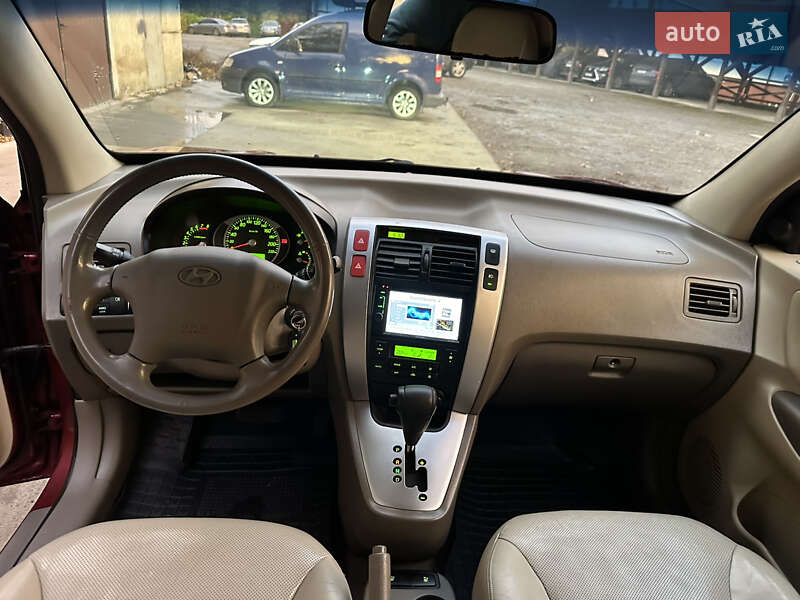 Внедорожник / Кроссовер Hyundai Tucson 2008 в Черновцах