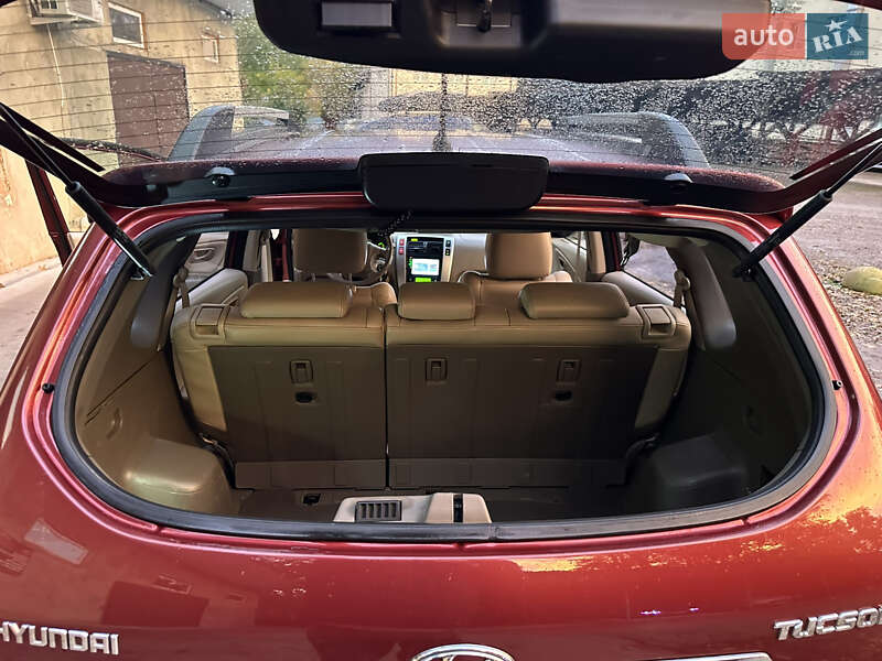 Внедорожник / Кроссовер Hyundai Tucson 2008 в Черновцах