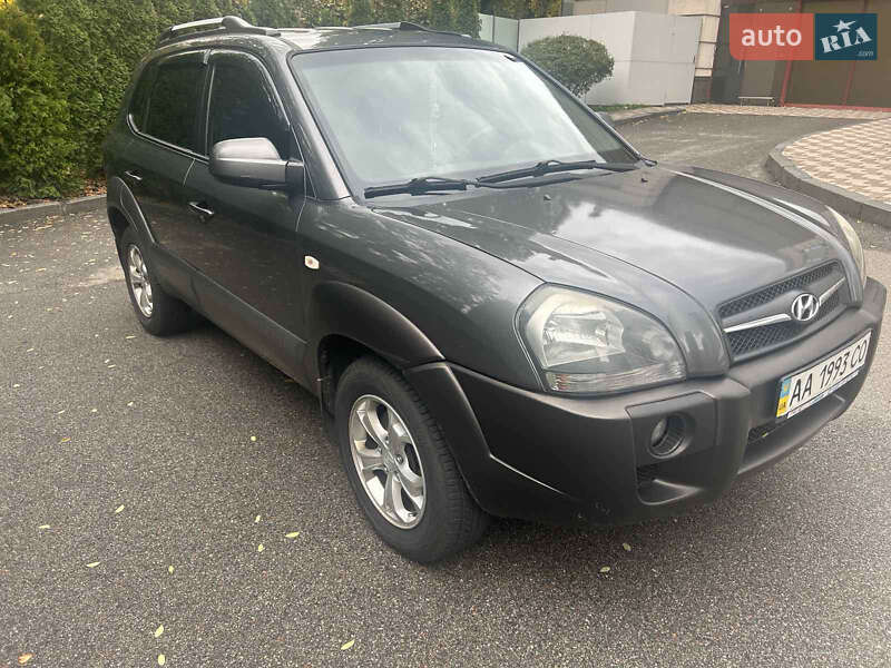 Позашляховик / Кросовер Hyundai Tucson 2008 в Києві