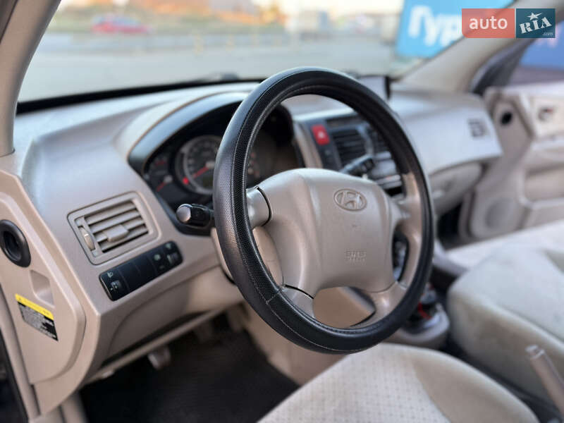 Внедорожник / Кроссовер Hyundai Tucson 2004 в Тернополе фото 32 Внедорожник / Кроссовер Hyundai Tucson 2004 в Тернополе