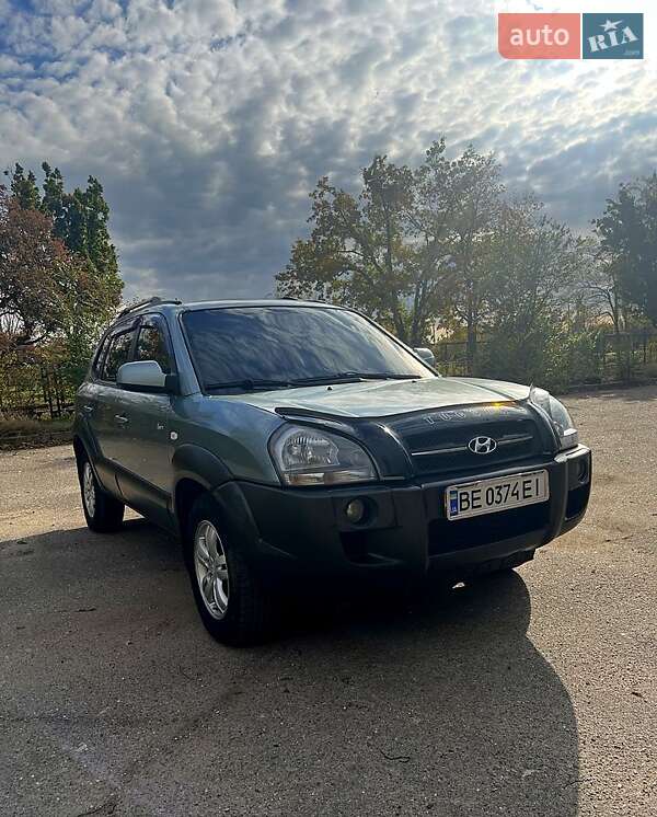 Внедорожник / Кроссовер Hyundai Tucson 2006 в Николаеве фото 2 Внедорожник / Кроссовер Hyundai Tucson 2006 в Николаеве