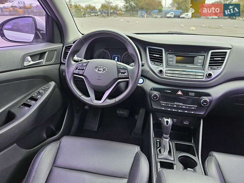 Позашляховик / Кросовер Hyundai Tucson 2015 в Дніпрі