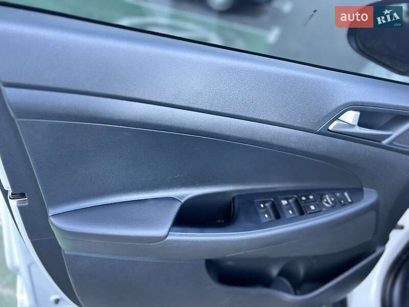 Внедорожник / Кроссовер Hyundai Tucson 2018 в Киеве фото 10 Внедорожник / Кроссовер Hyundai Tucson 2018 в Киеве