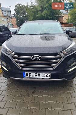 Внедорожник / Кроссовер Hyundai Tucson 2016 в Черновцах