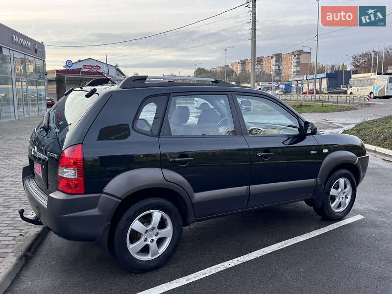Внедорожник / Кроссовер Hyundai Tucson 2006 в Полтаве